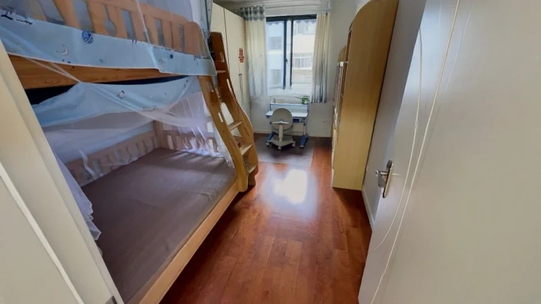 Bite树Yard South Section - View 3