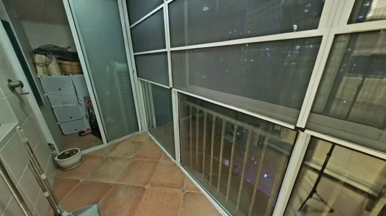 Elegant Garden Residence - View 14