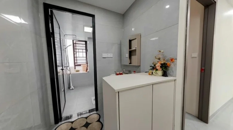 De'ao Yue Dongfang - View 7