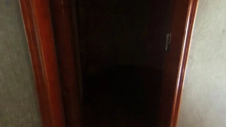 Yuan Yin Building - View 3