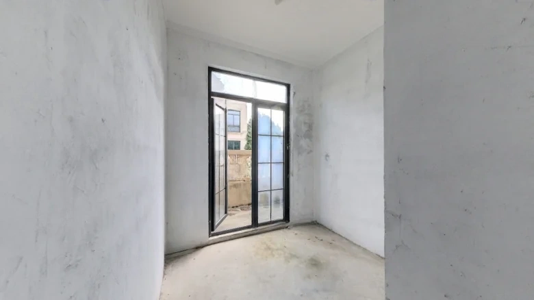 Spring Verdant Villa - View 5