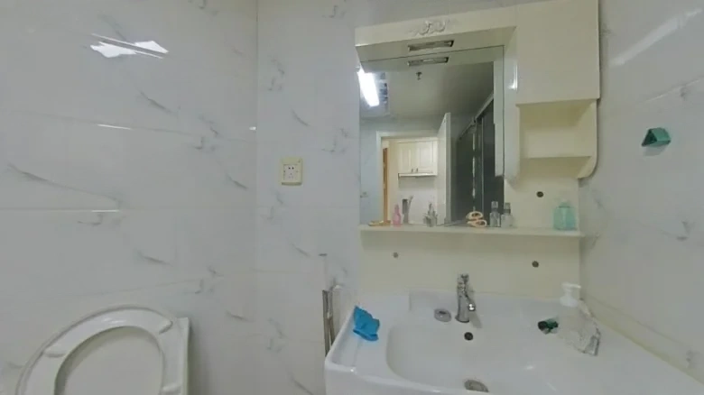 Luxurious Crystal Royal Building - View 5