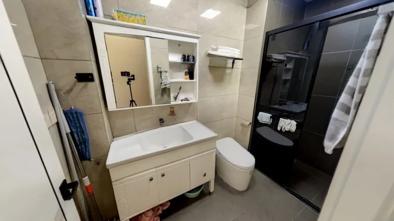 Hendaye Kingli Golden Pebble Bay - View 12