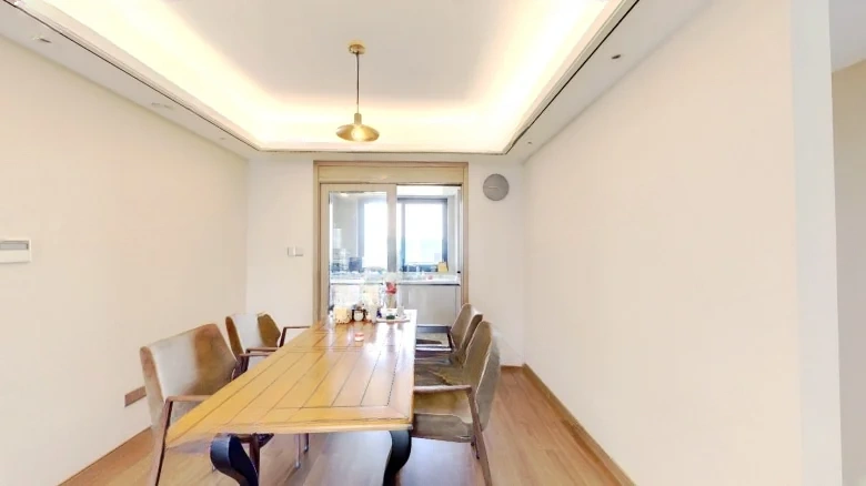 Zhonghai Cuihu Streamside - View 4