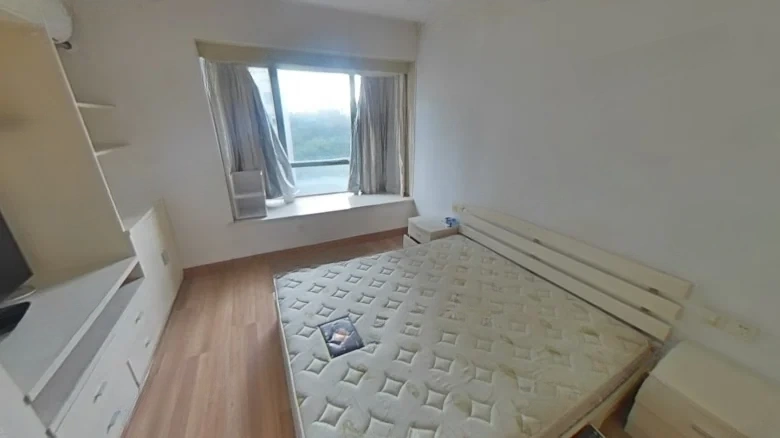 Leeds City Apartments - View 2