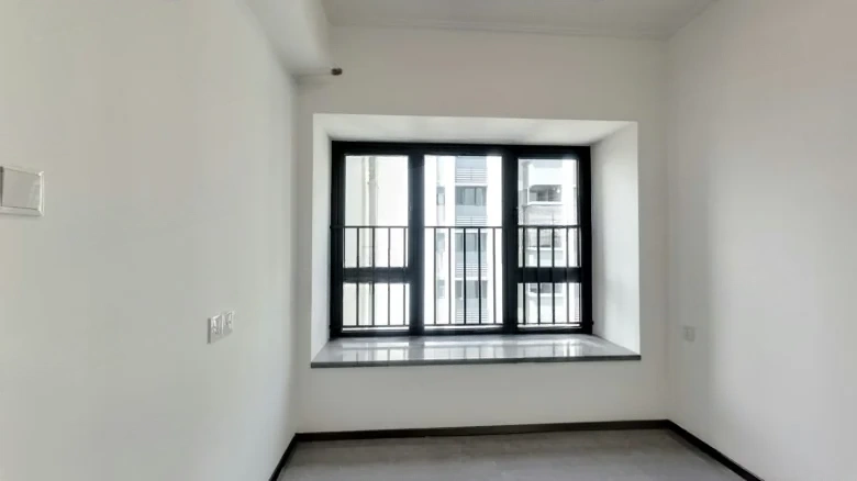 Oval Bay One - View 3