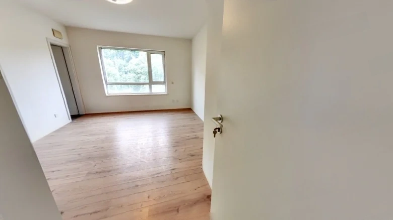 Peak Charm International Apartment - View 2