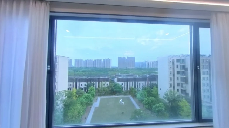 Spring Wind South Bank West Garden - View 12