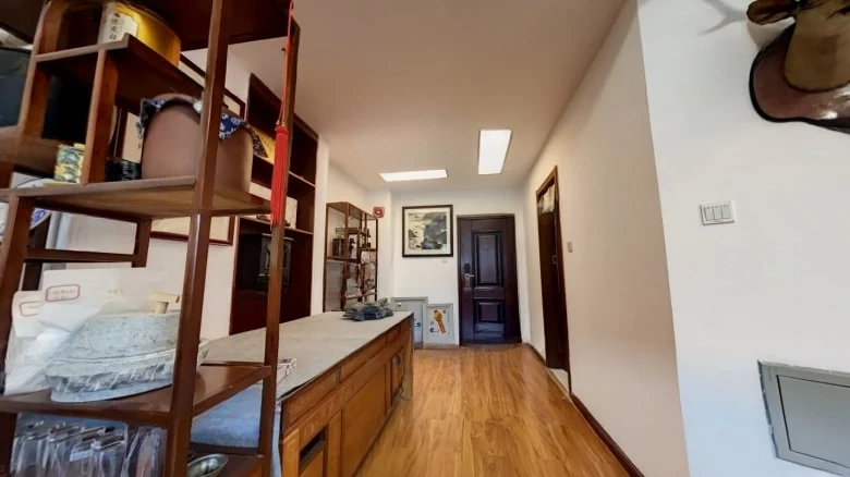 Minghu Plaza - View 6