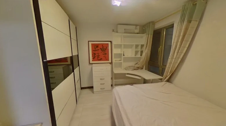 Nanyi Tower - View 5