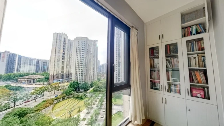 Golden Emperor Mei Xi Lake - View 15