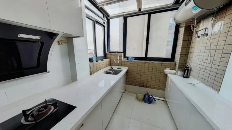 South City Mansion - View 16