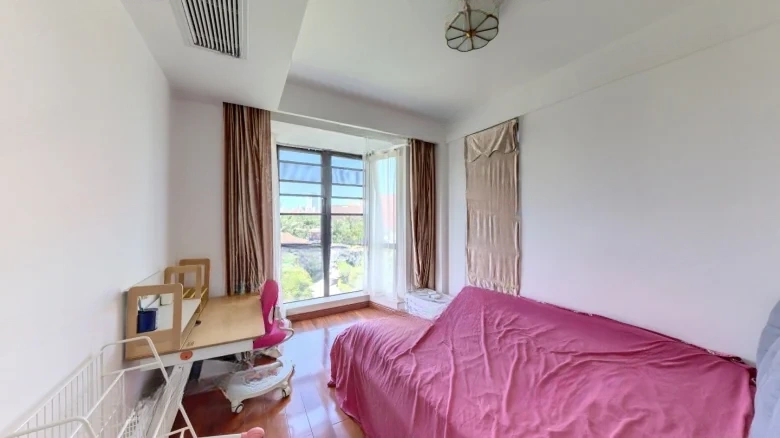 Golden Fingers Hainan Grand Mansion - View 3