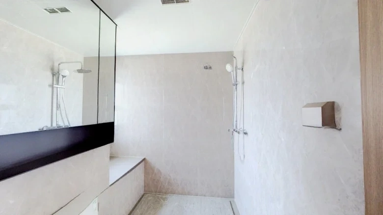 Zhonghai Cuihu Streamside - View 9