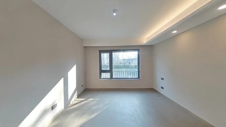 Renaissance River Bay Century Creek Garden - View 2