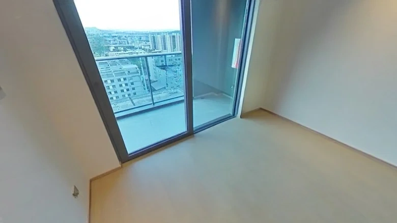 Green城CrownTreasureDawn Moon Reflecting Verdant - View 4