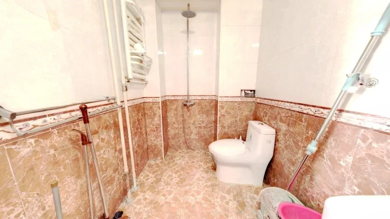 Yixing Garden - View 11