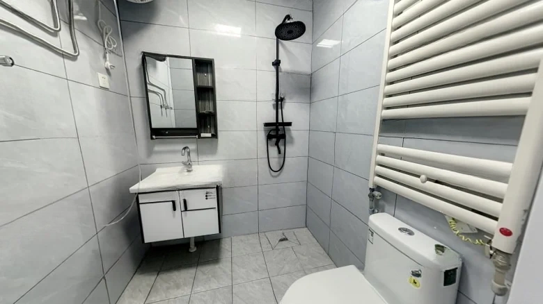 LiqulBroadway - View 6