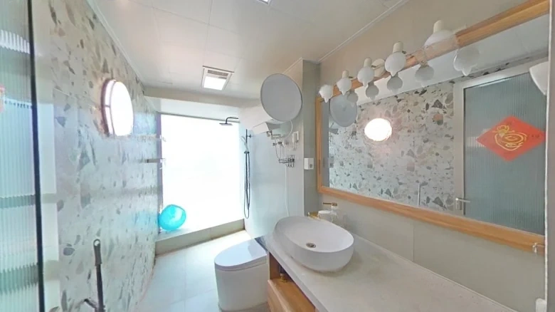 Hyatt Center - View 6