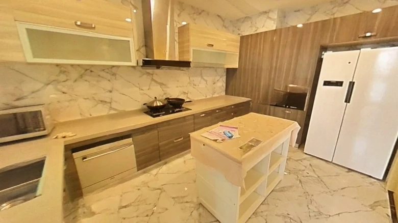 Deji World Trade One號 - View 7