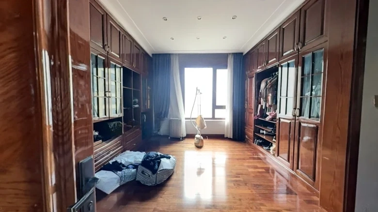 Tianshan Nine Peaks - View 15