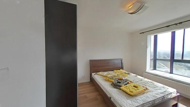 Beauty New World Golden Marvel Garden - View 4