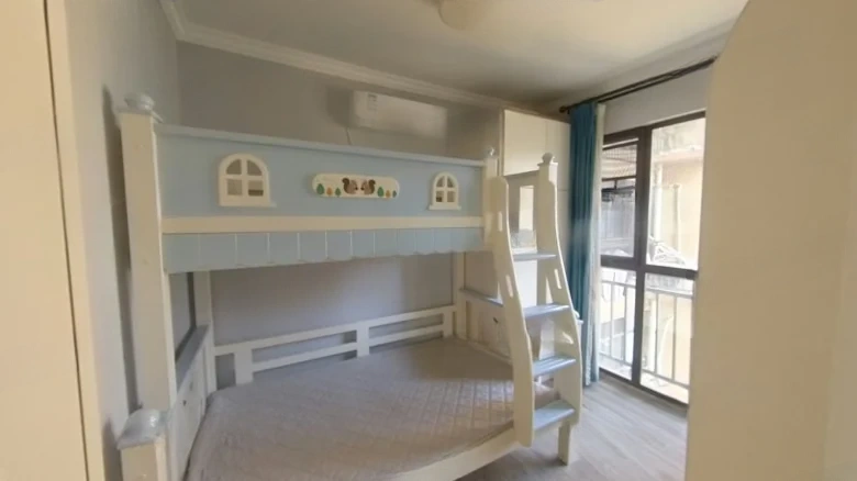 Zhongyi Nine Steeds - View 3