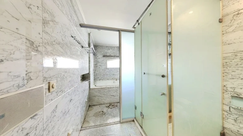 Cognac Town - View 25