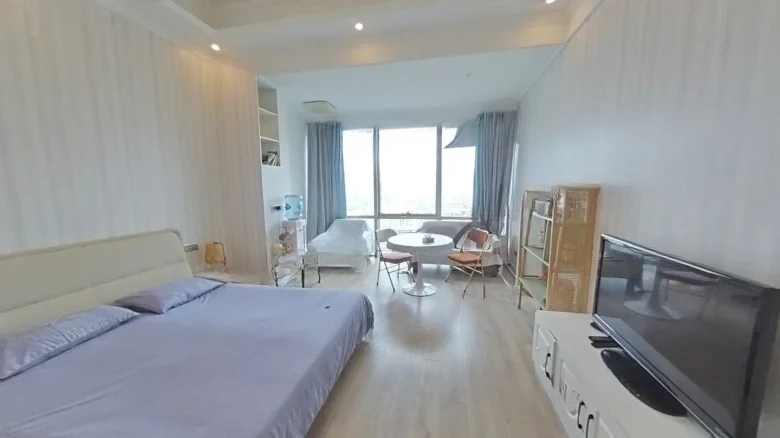 Golden Spoon Wishing Lake - View 2