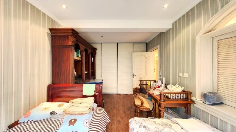 Elyatt Bay Phase II - View 5