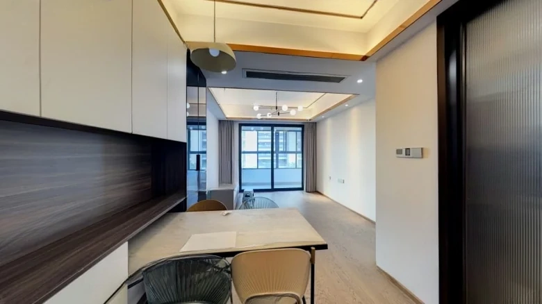 Metropolis Seasons East District - View 4