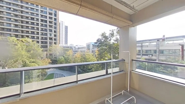 Green City Deep Blue - View 12