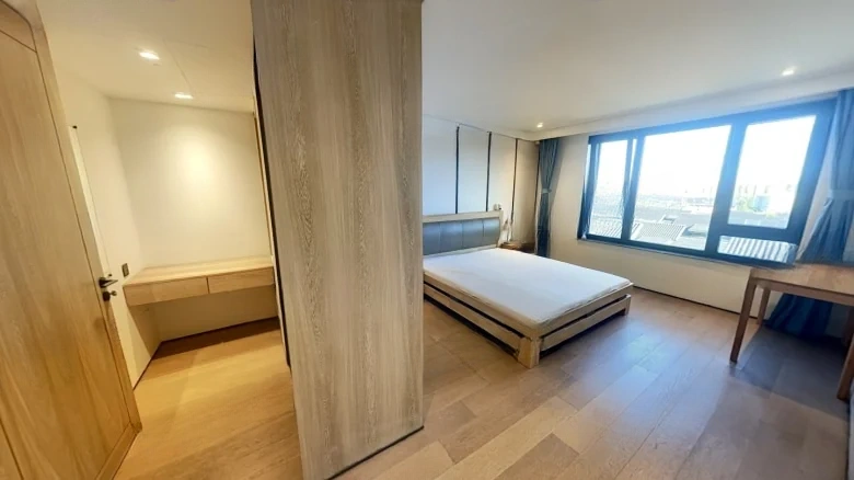 Oceanside Sky Composition Spring Autumn - View 5