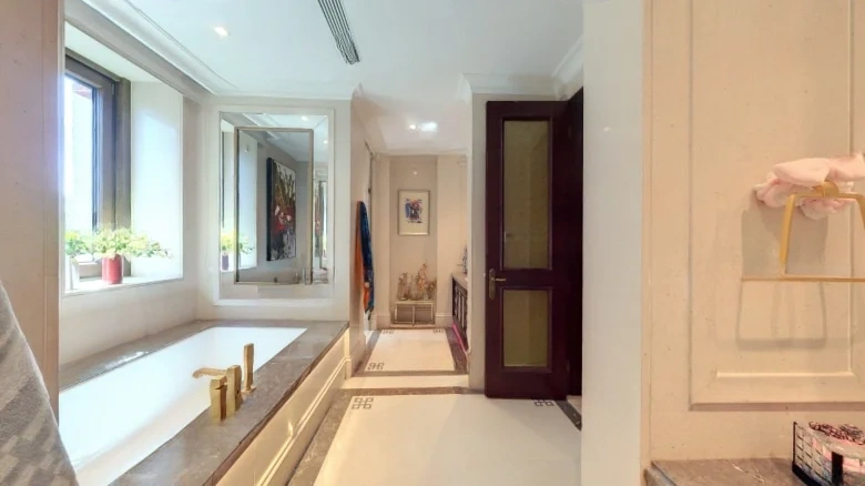 Diaoyutai No. 7 Courtyard - View 13