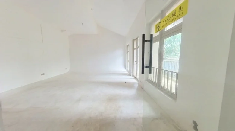 Wanke Lake Heart Island - View 10