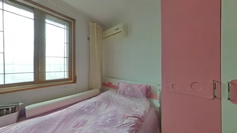 Xingjiang Apartments - View 5