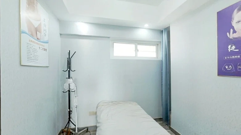 Crystal Marvel International - View 2