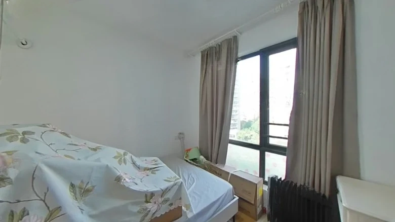 Love That Topples a City - View 3