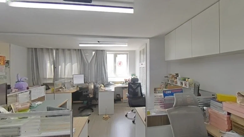 7080 Center Square - View 1