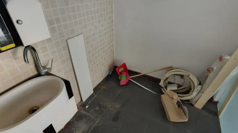 Century King Emperor - View 7