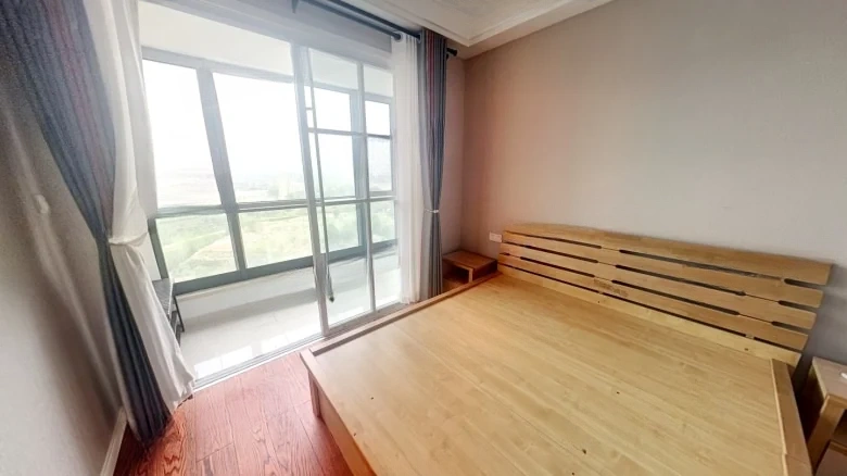 Clearwind Riverbank - View 2