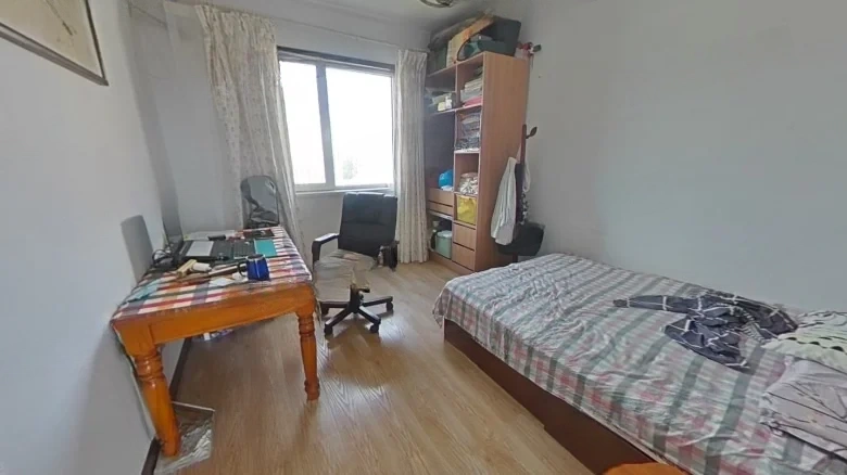 East Saint Joseph - View 3