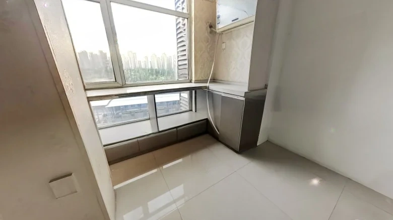 East Joy Square - View 9