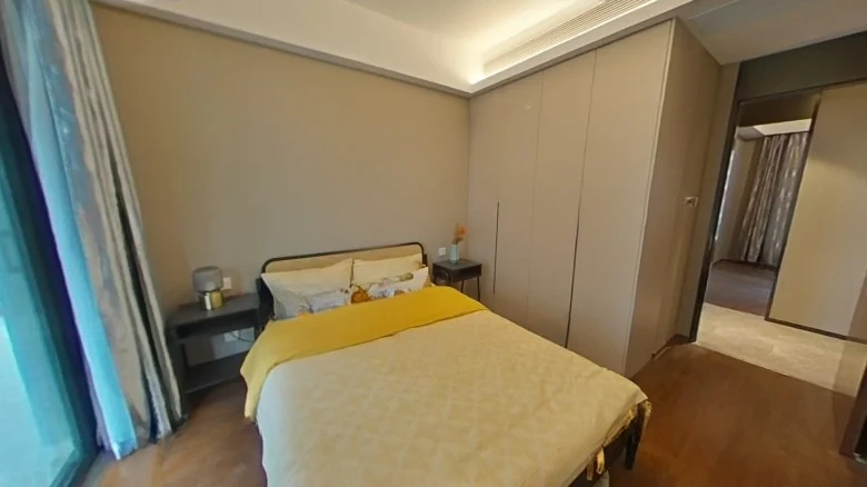 Fish Mouth Grace Mansion - View 3