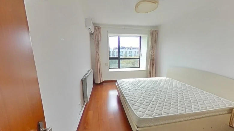 Jinji Moon Bay - View 2