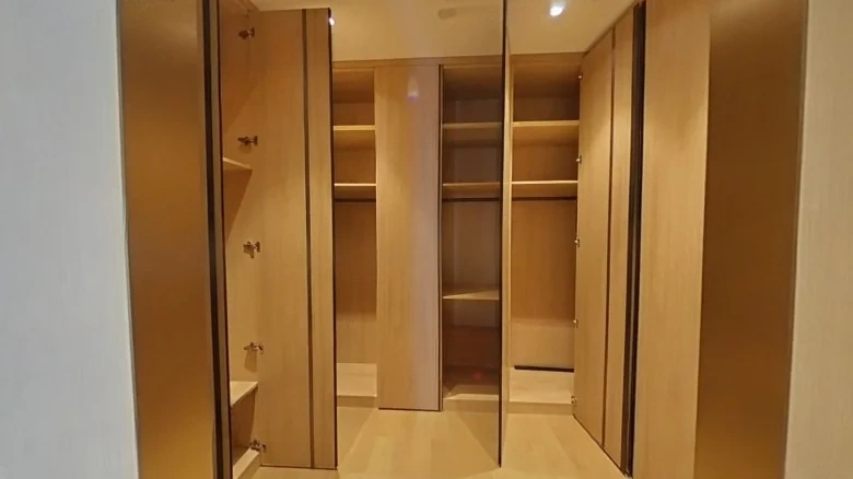 Nine Dragons Warehouse Suzhou International Financial Center - View 4