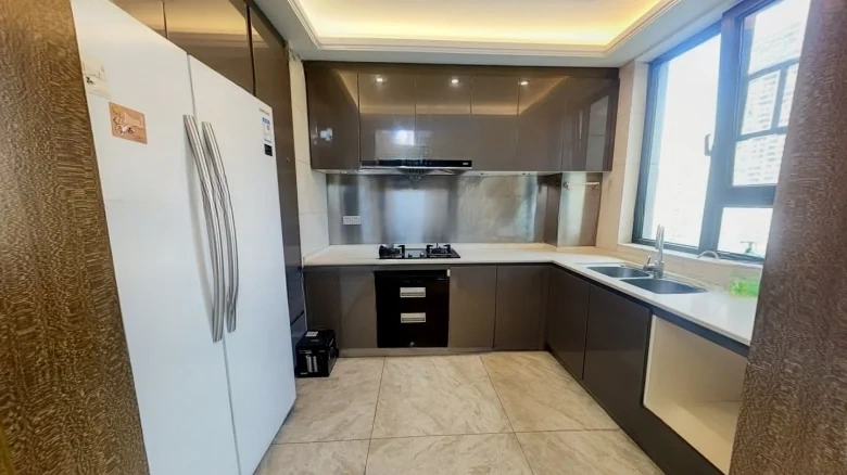 Peony Vessel - View 9