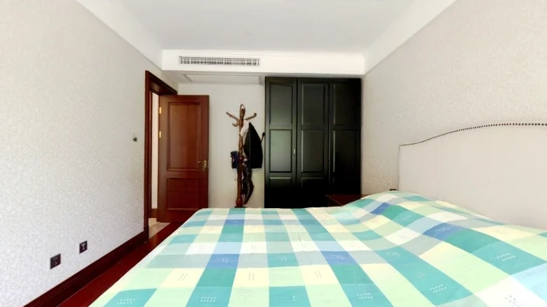 Zhonghai Villa - View 3