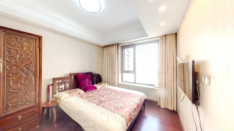 Elegance Ode Residence - View 4