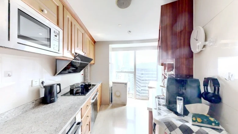 Donghai Road 9号注：在英文中通常不会将 - View 5